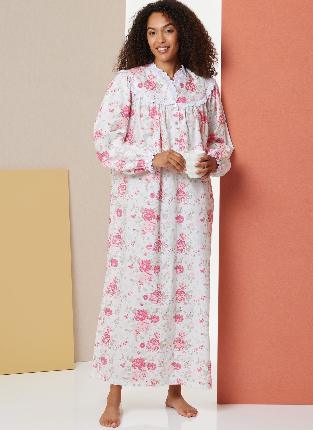 Patron Butterick n°7015 – Chemise de nuit boutonnée avec variations de manches et de longueur