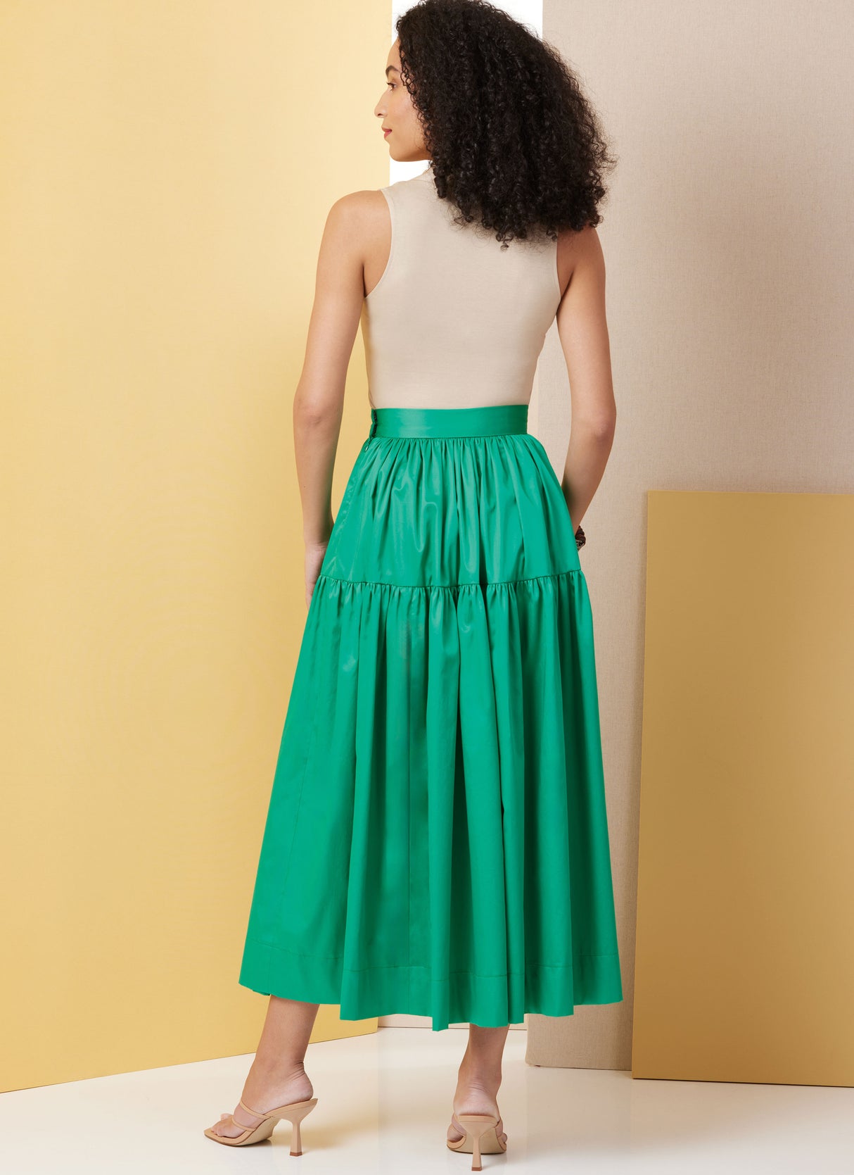 Patron Butterick n°7025 – Jupe à volants en tiered