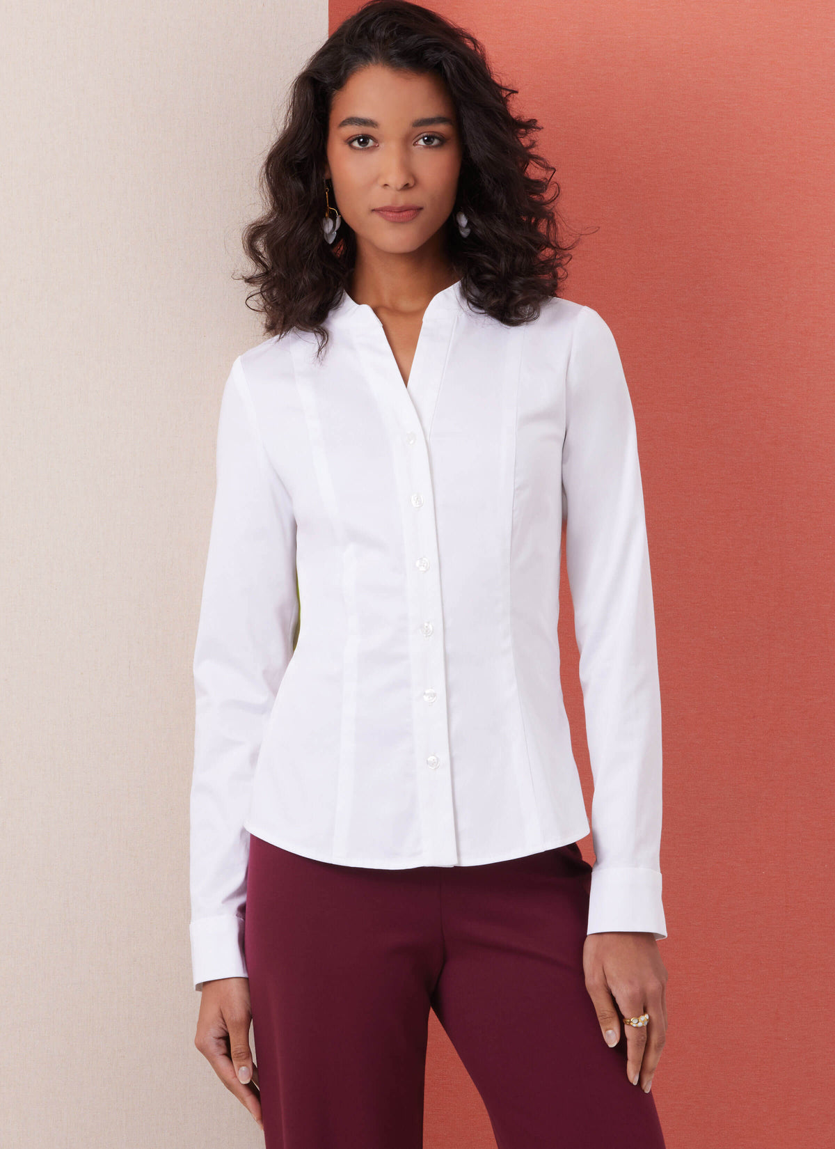 Patron Butterick n°7055 – Chemisier cintré à coutures princesse