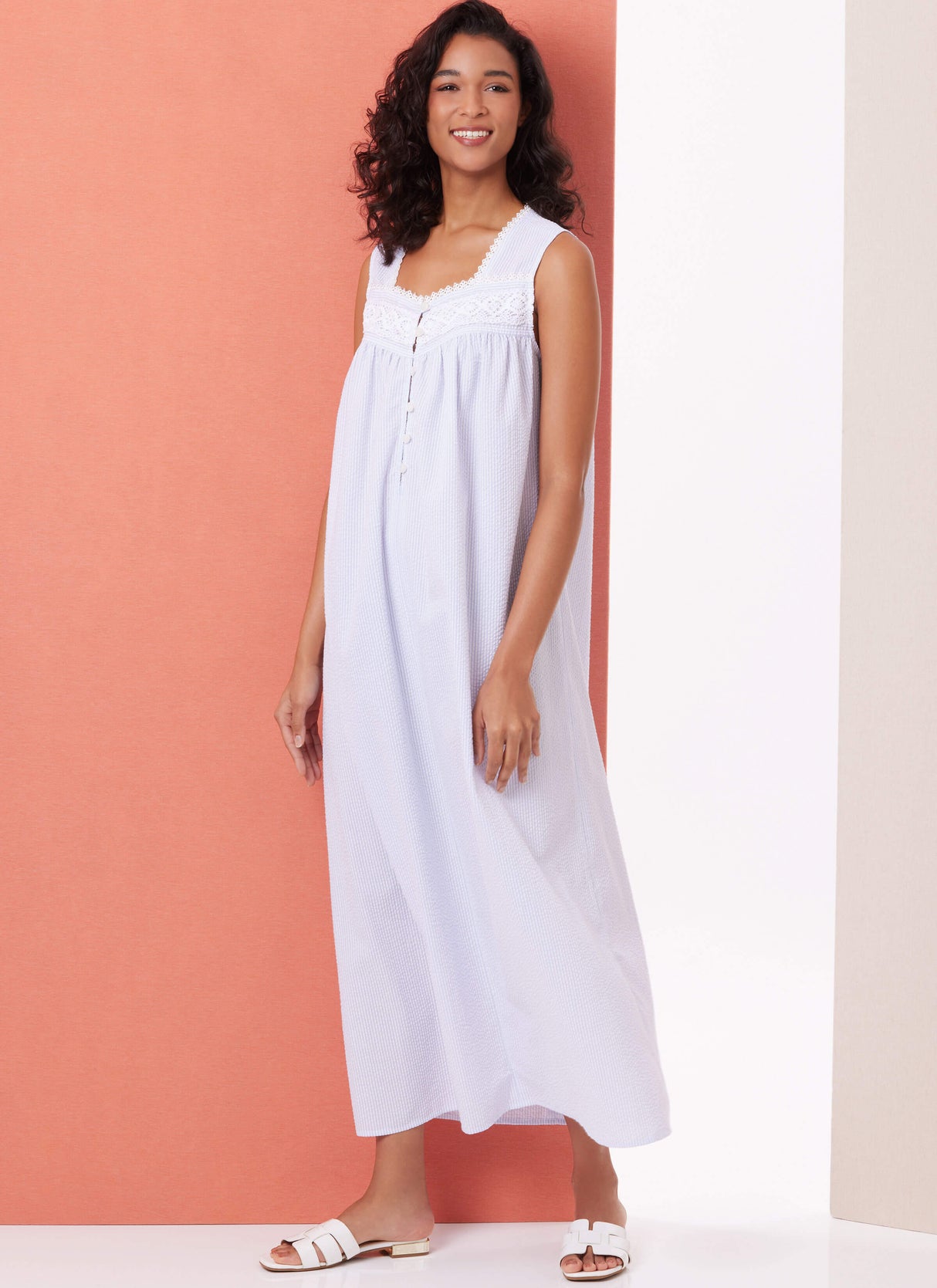 Patron Butterick n°7062 – Robe de chambre et chemise de nuit