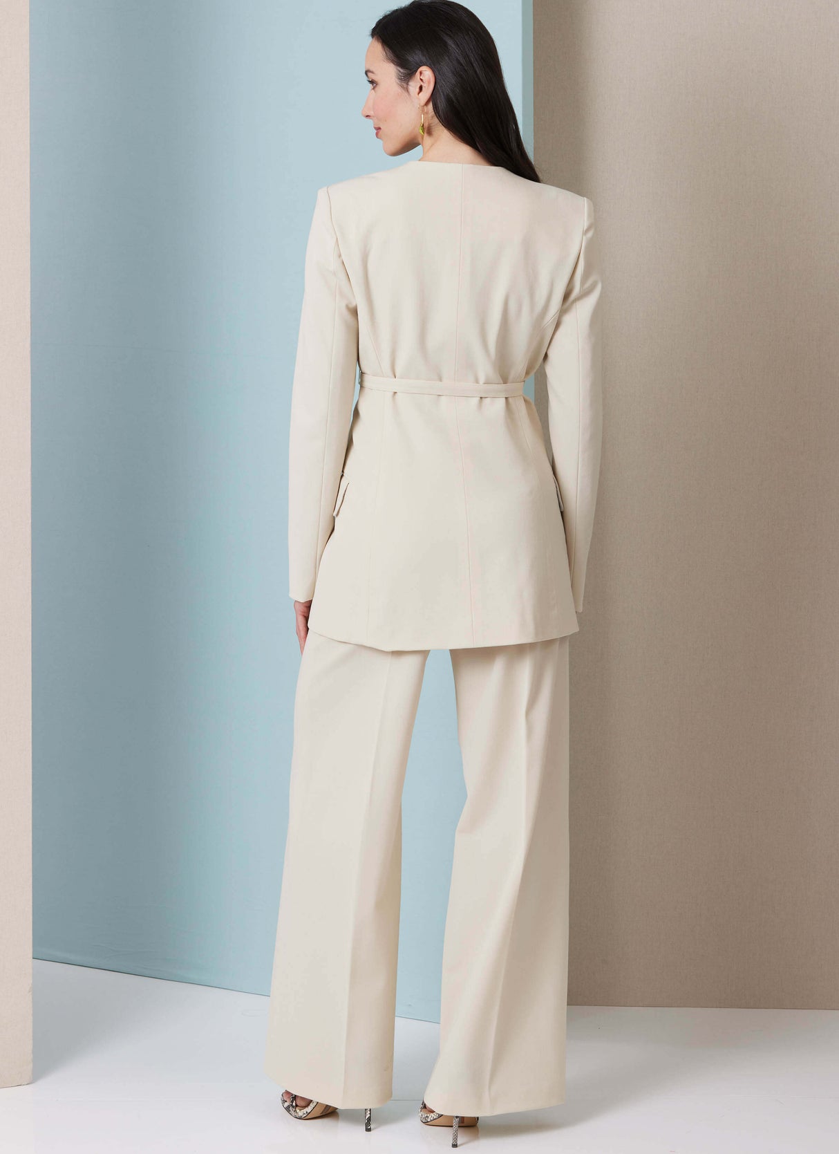 Patron Butterick n°7081 – Veste ceinturée et pantalon large