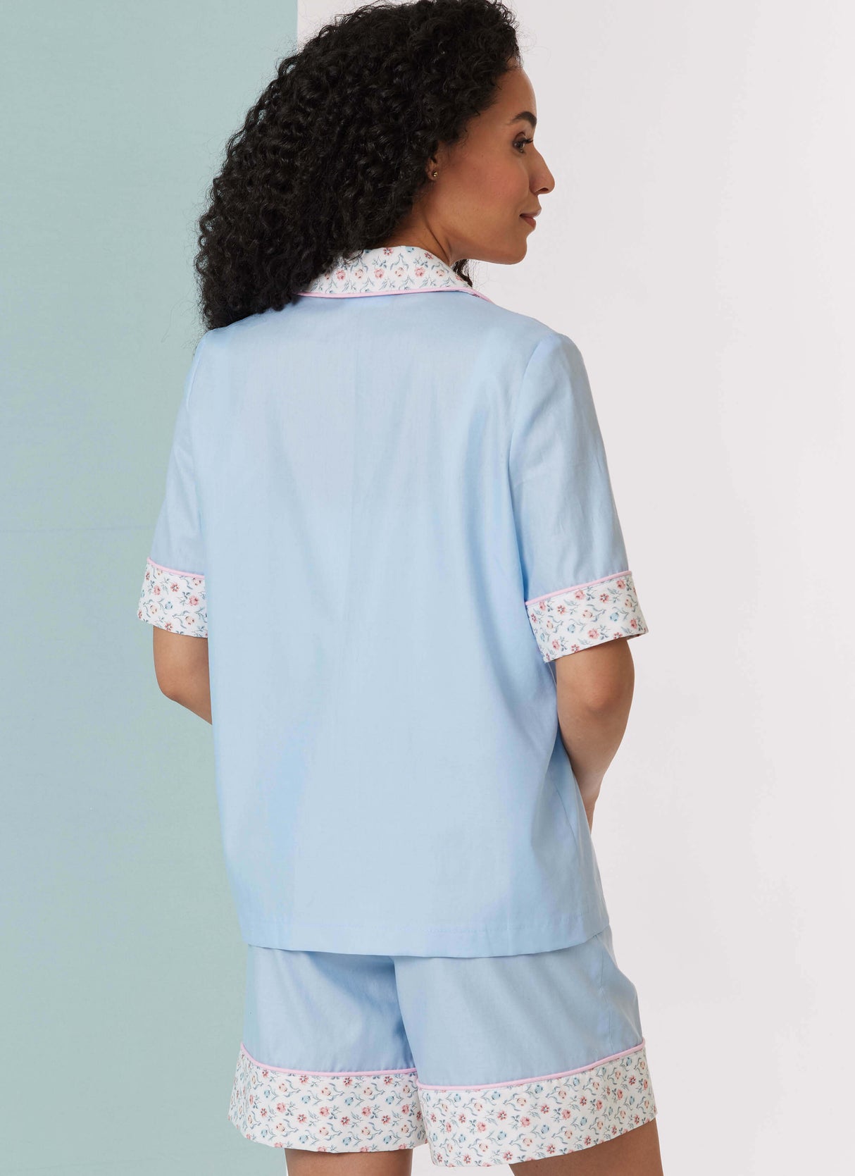 Patron Butterick n°7083 – Pyjama chemise, pantalon et short