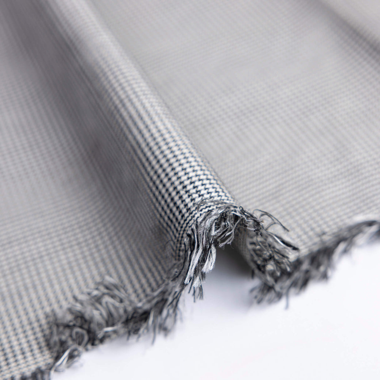 Tissu tailleur viscose & élasthanne – Pieds-de-puce noir et blanc