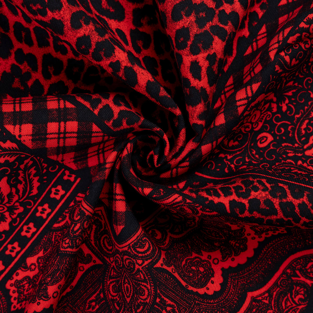 Twill 100% viscose – Patchwork rouge et noir