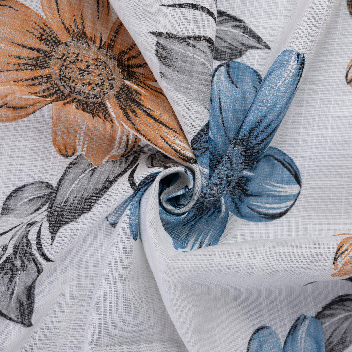 Gaze 100% coton – Fleurs bleues et terracotta fond blanc