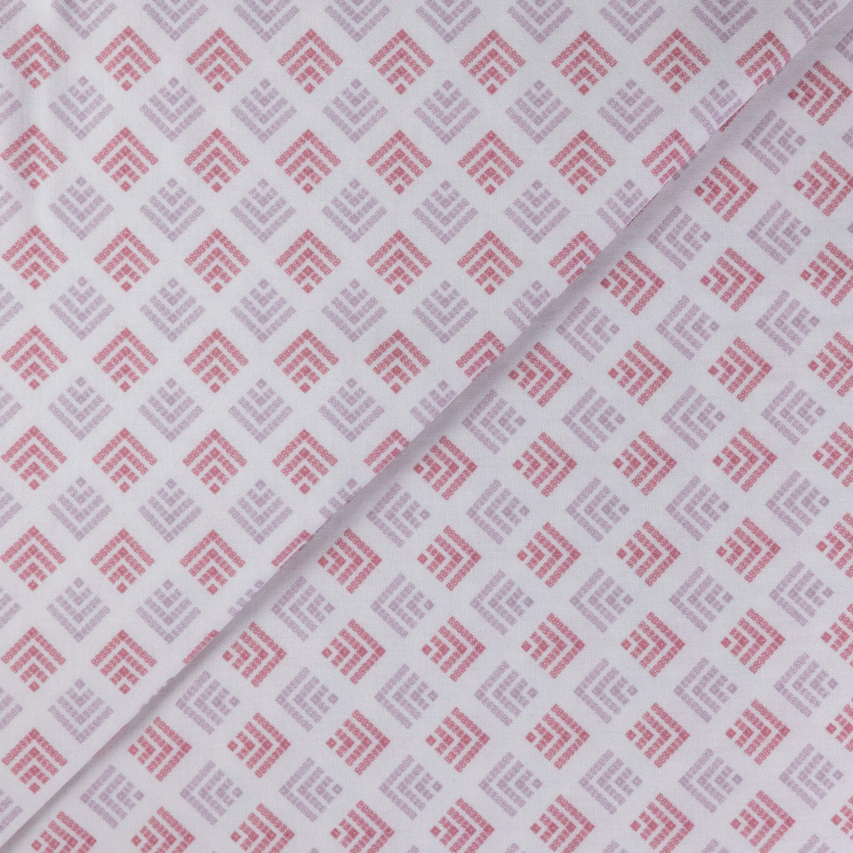 Double gaze 100% coton – Motif géométrique rose et lilas fond blanc