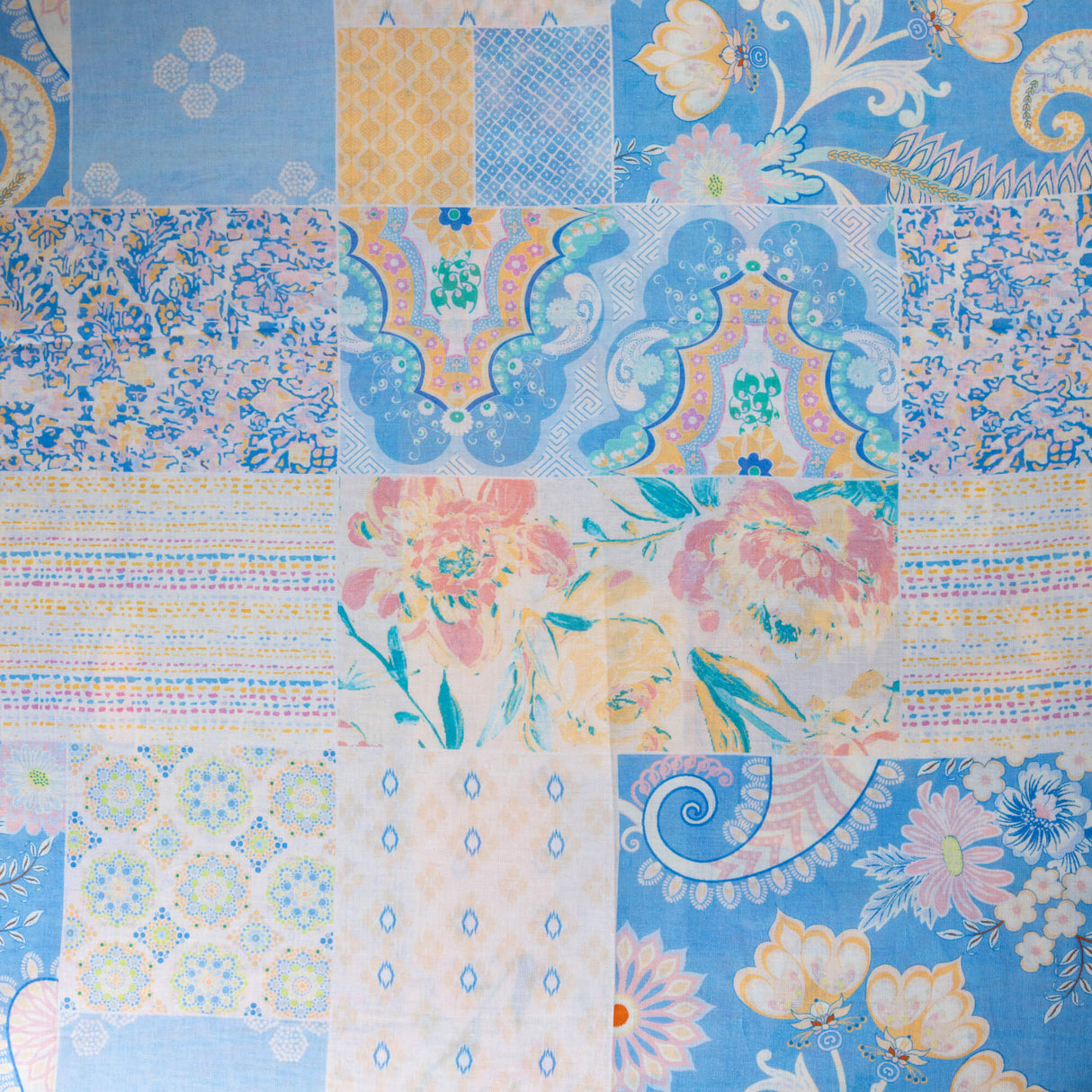 Voile 100% coton – Patchwork bleu