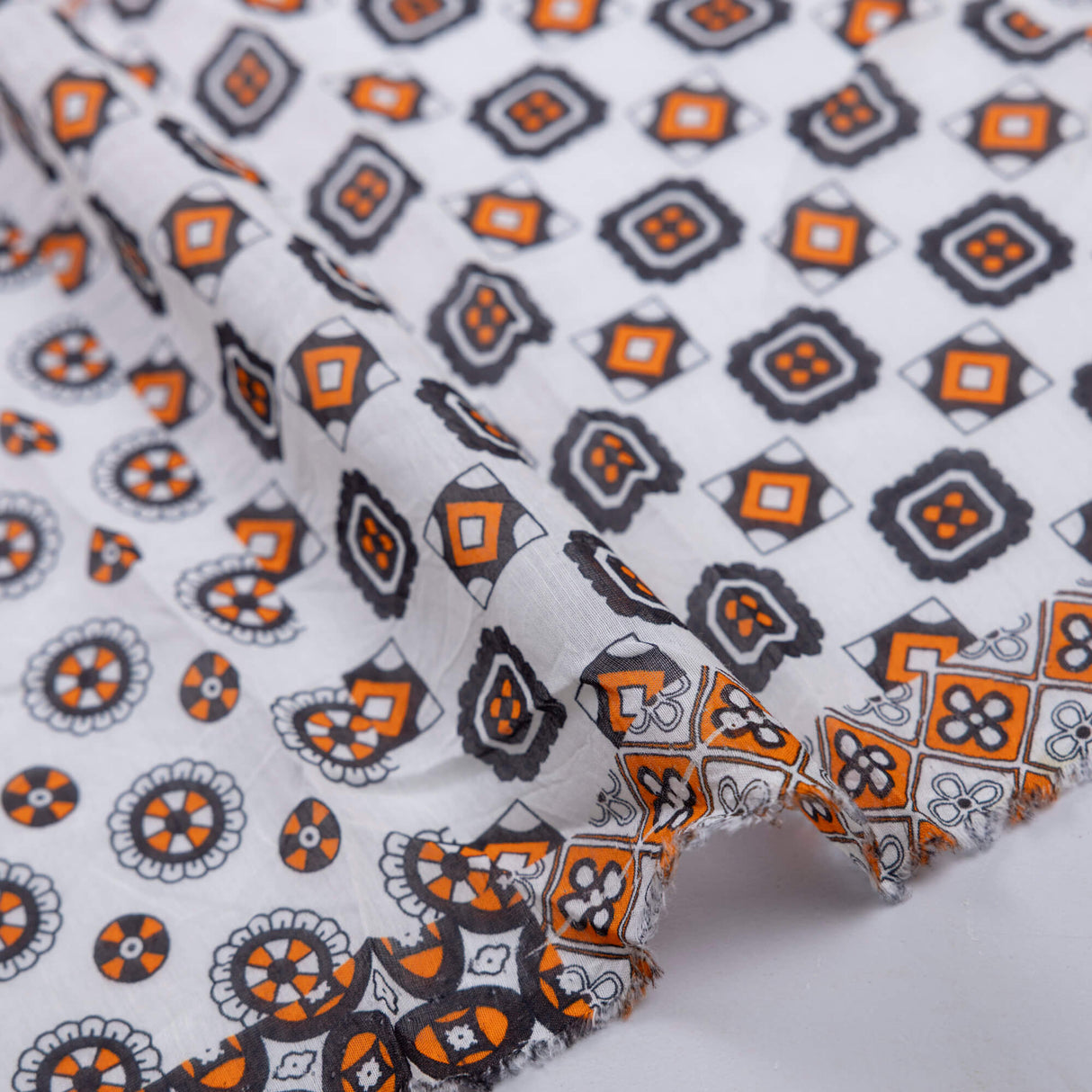 Voile soie & coton - Géométrique orange