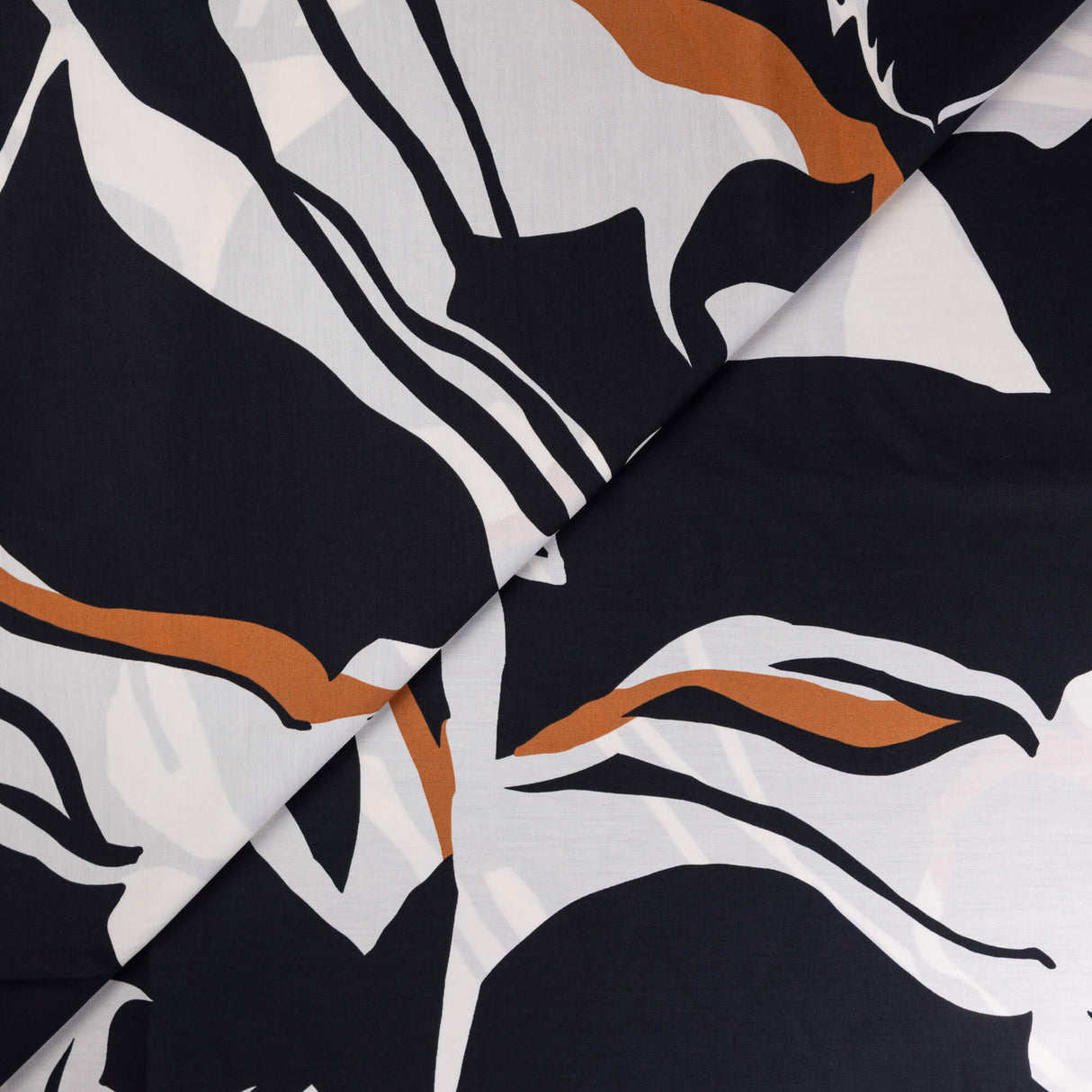 Percale 100% coton – Grandes fleurs noir, écru et terracotta