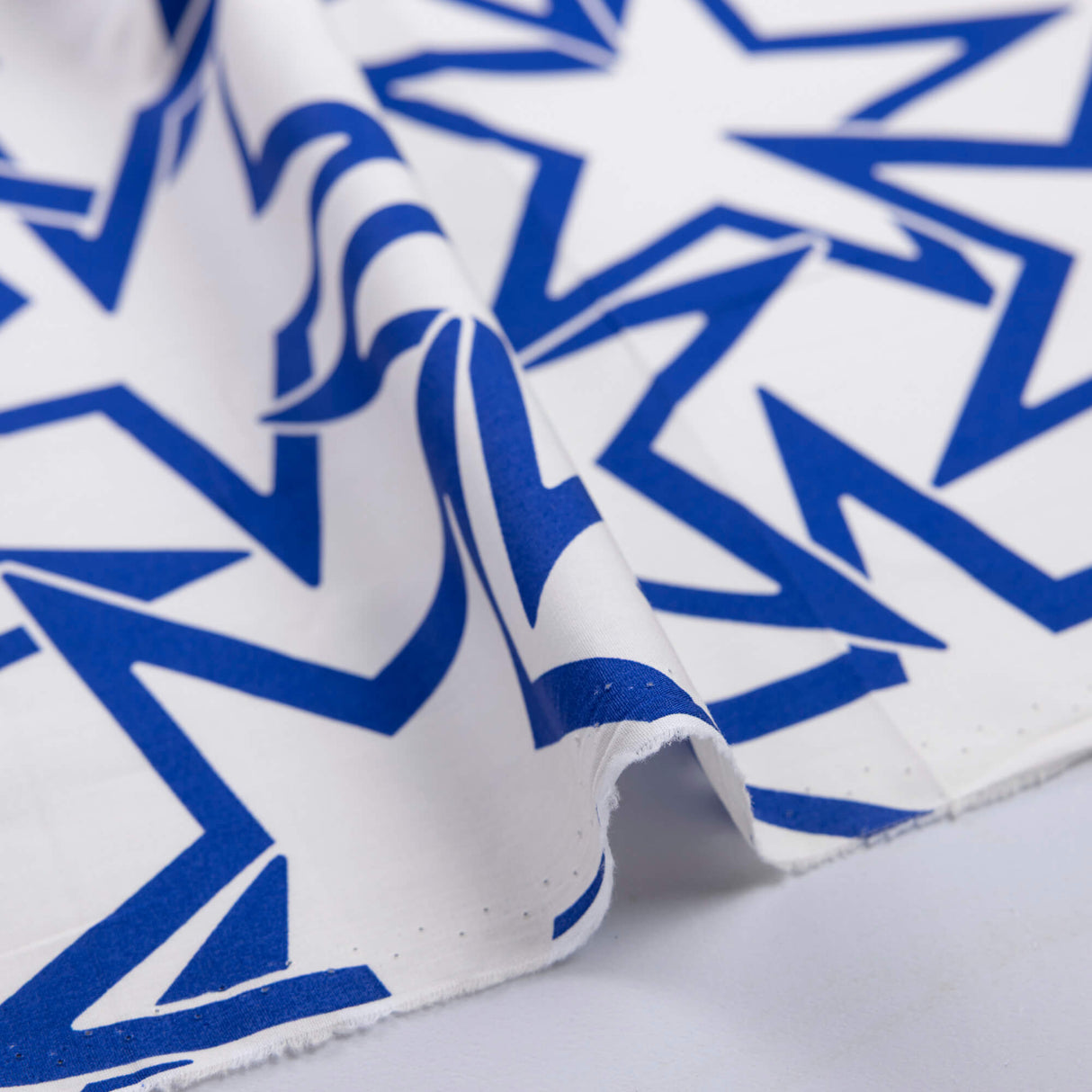 Percale 100% coton – Étoiles bleu électrique