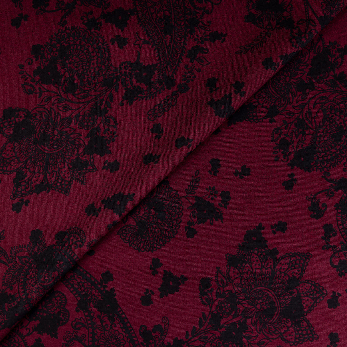 Étoffe 100% viscose – Cachemire floral bordeaux