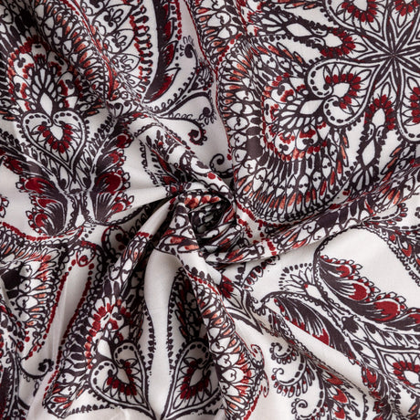 Satin 100% viscose – Cachemire rouge fond écru