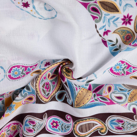 Crêpe 100% viscose - Cachemire coloré fond blanc