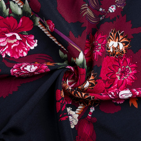 Crêpe 100% viscose - Fleurs fuchsia fond noir