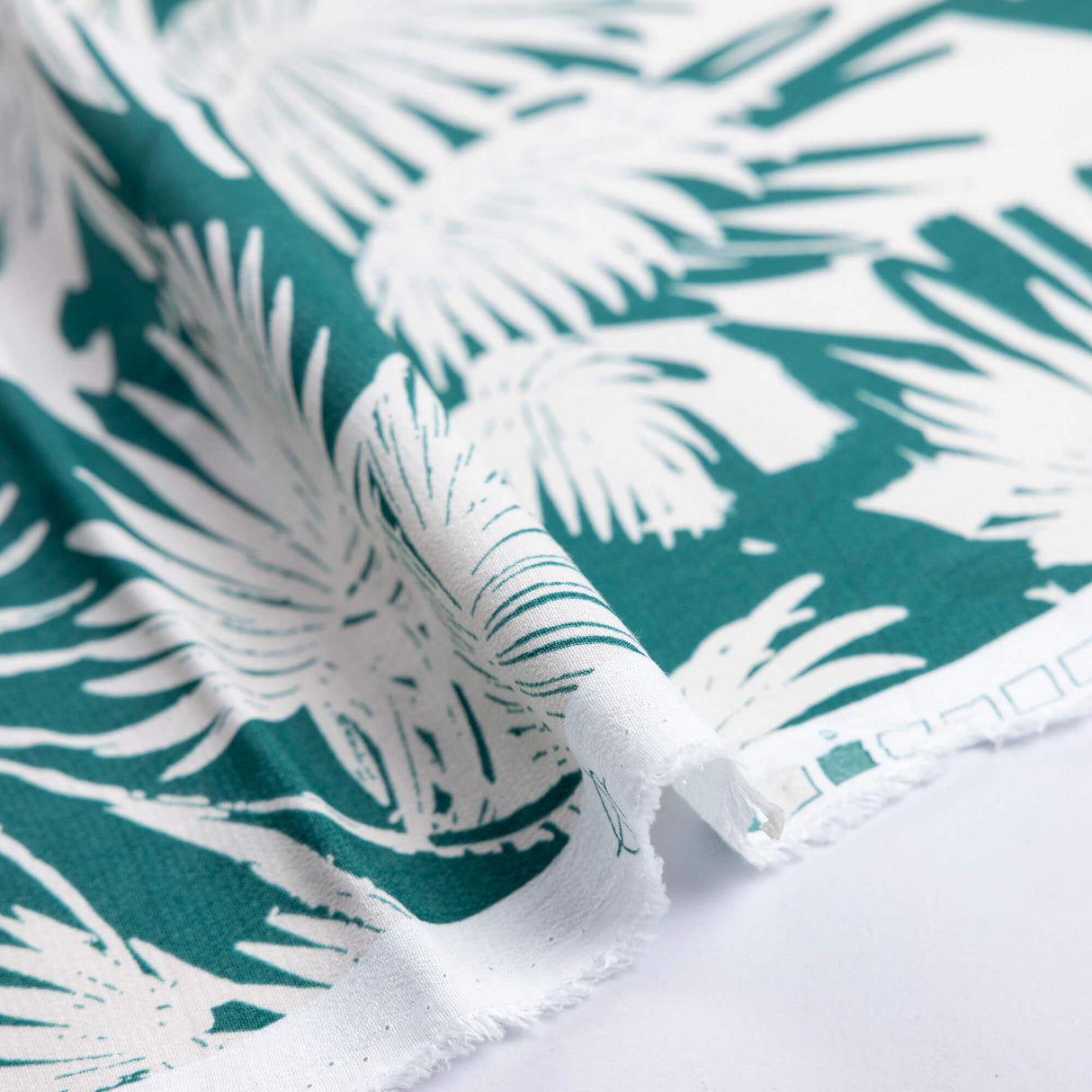 Crêpe 100% viscose - Feuillage vert