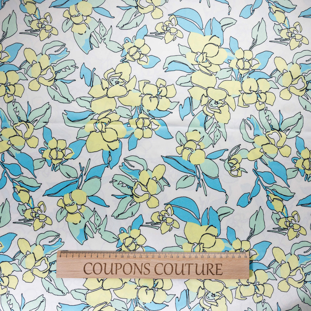 Satin lourd – Fleurs pastel bleu & jaune