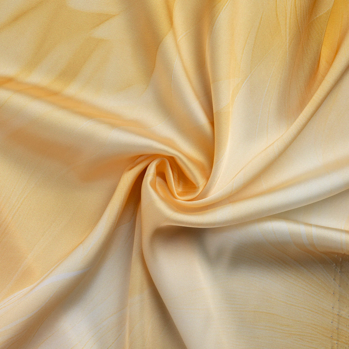 Satin - Pétales jaune pastel