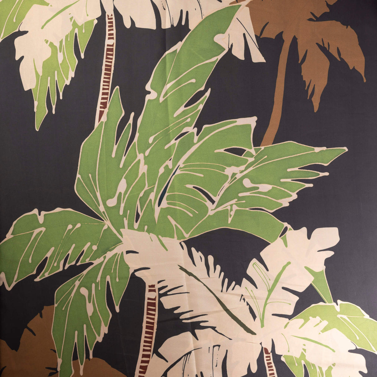 Satin – Jungle chic