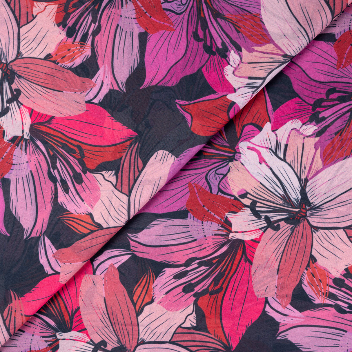 Georgette - Fleurs roses fond noir