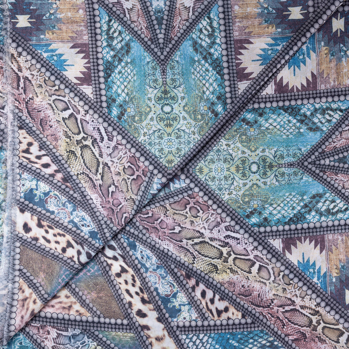 Crêpe léger – Mosaïque sauvage bleu