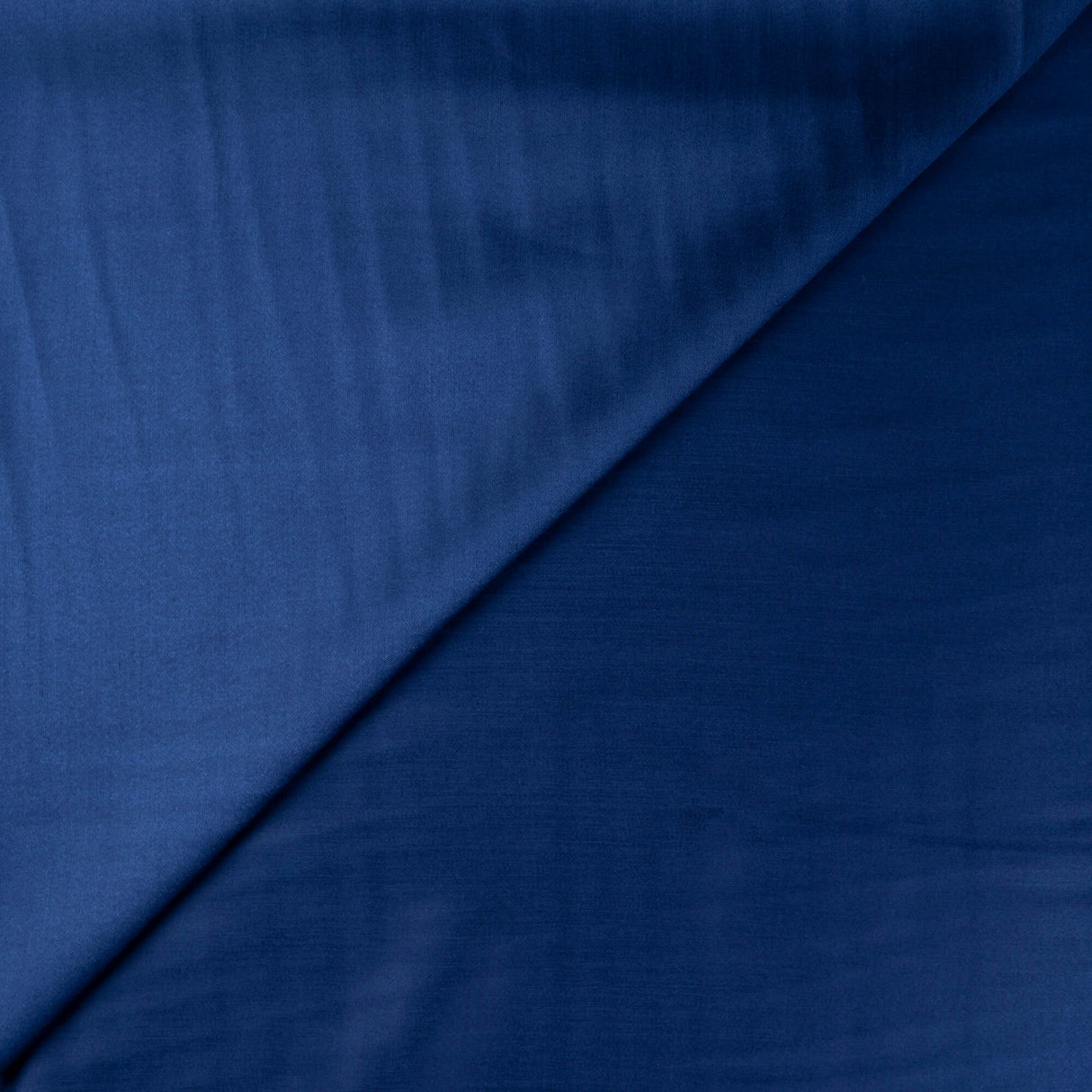 Satin 100% viscose - Bleu marine