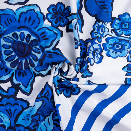 Étoffe 100% viscose - Fleurs bleues & rayures marines