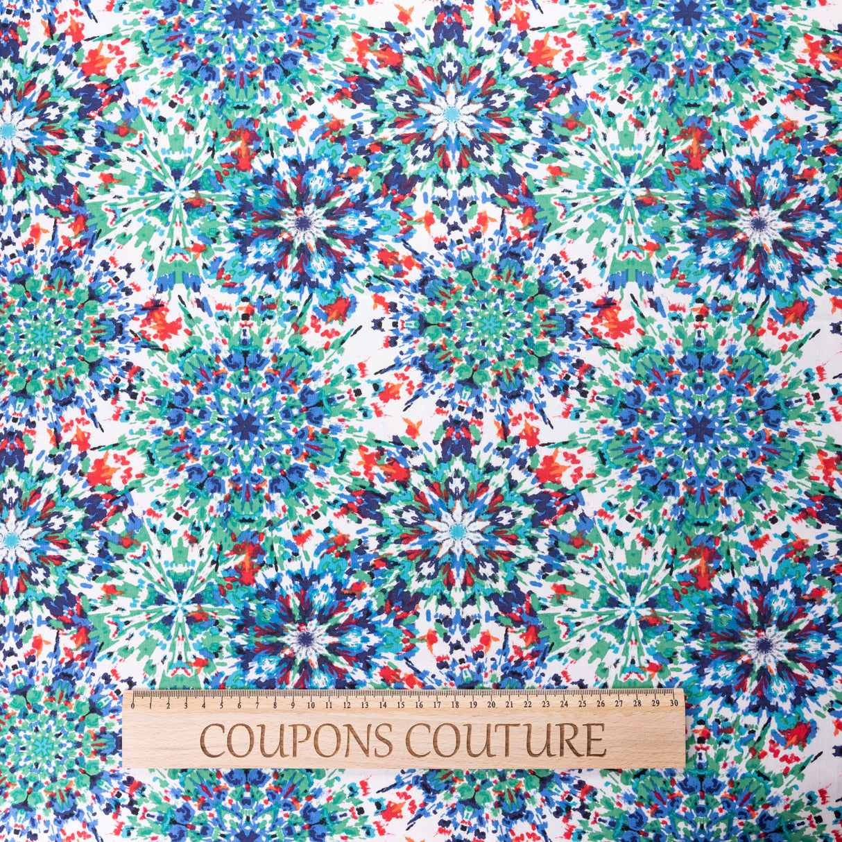 Étoffe 100% viscose - Rosaces aquarelle multicolores