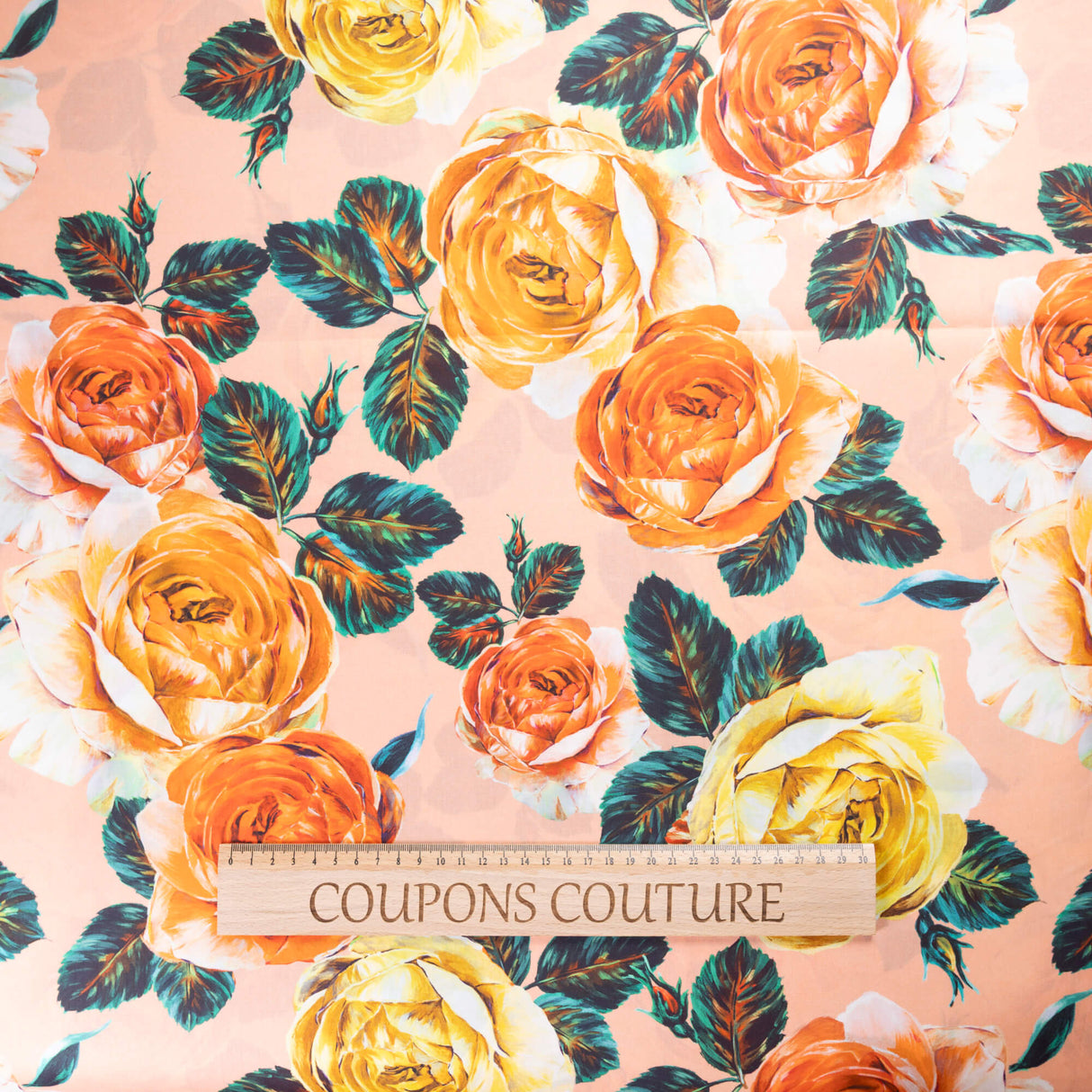 Popeline 100% coton - Grandes roses vintage pêche