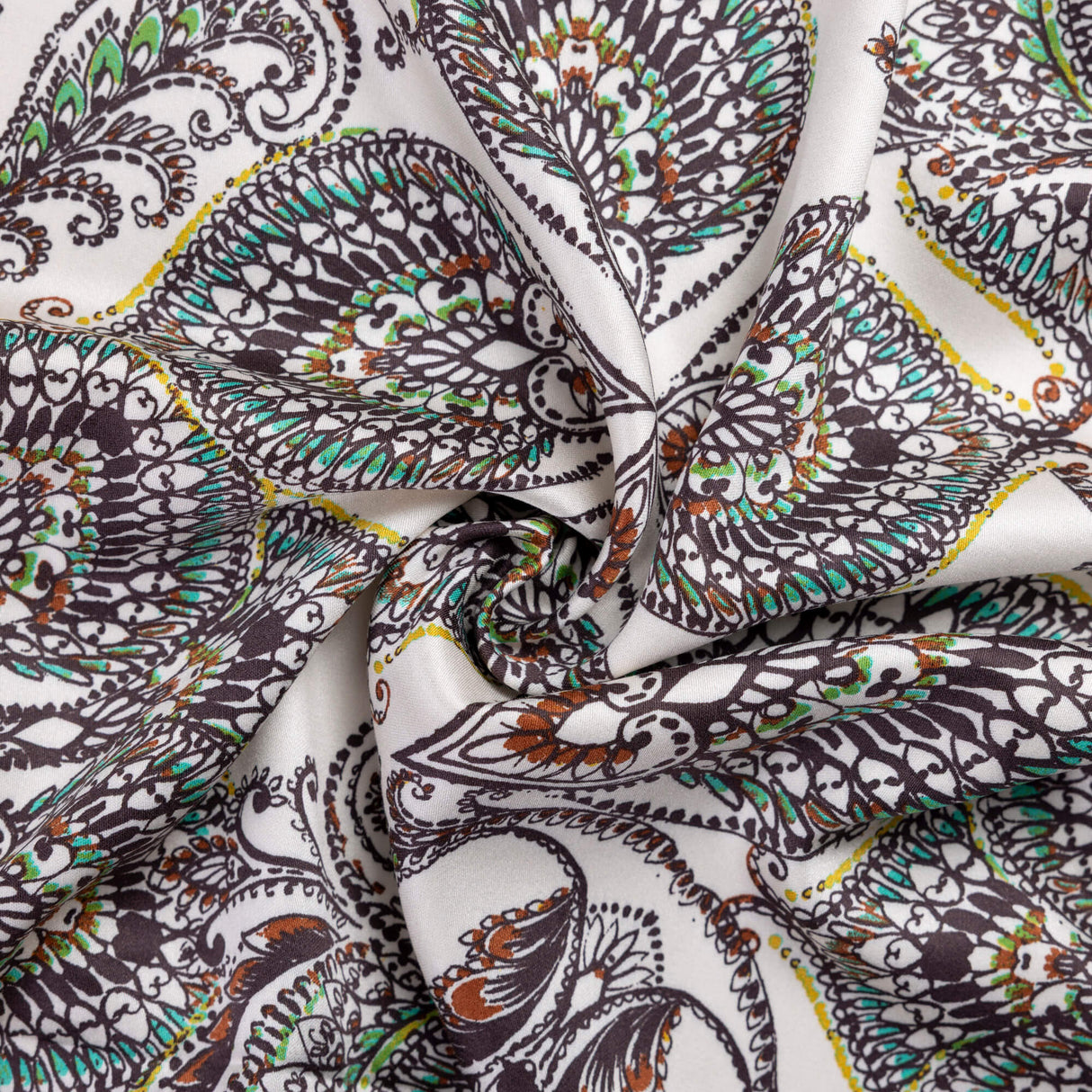 Satin 100% viscose - Cachemire graphique vert