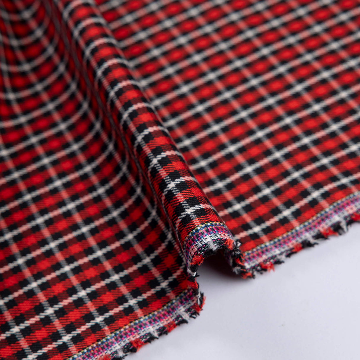 Tissu tailleur clan - Rouge et noir à carreaux