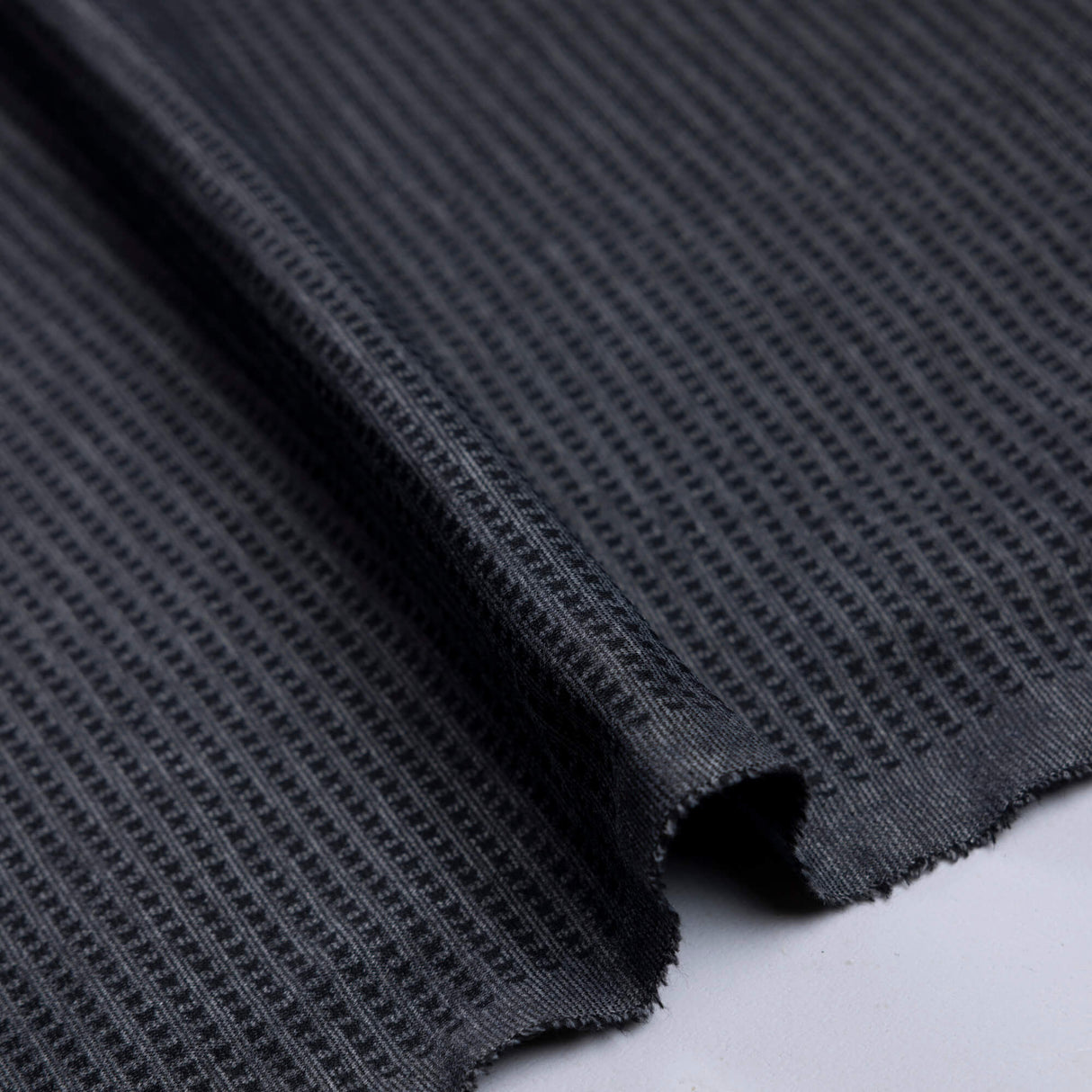 Maille Milano - Rayures graphiques gris anthracite