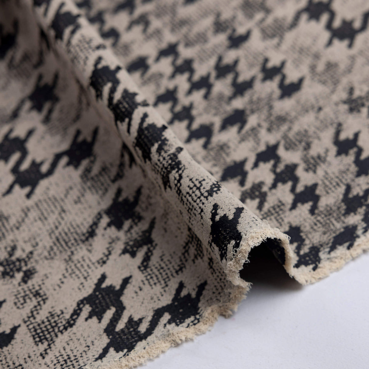 Jacquard - Pied-de-poule beige et noir