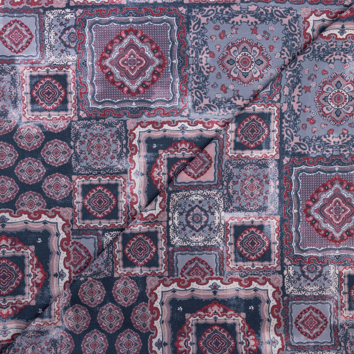 Crêpe - Patchwork cachemire gris et rouge