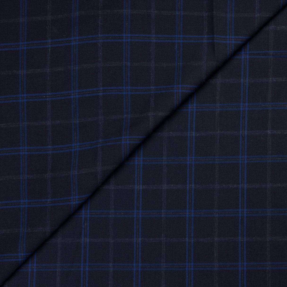 Twill 100% coton – Carreaux bleu et anthracite fond noir