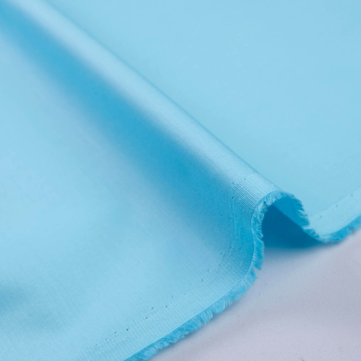 Gabardine coton & élasthanne – Bleu clair