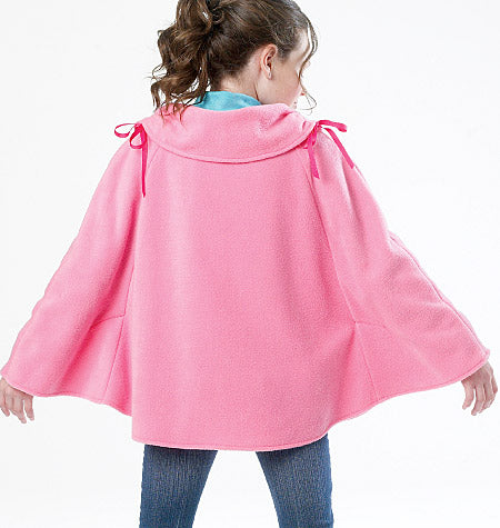 Patron McCall's n°6431 – Ponchos pour enfants et filles