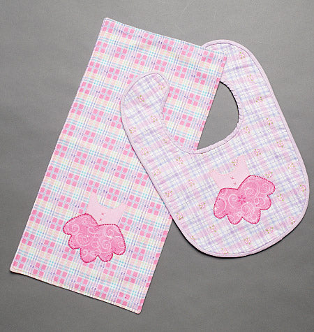 Patron McCall's n°6478 – Bavoirs et petites serviettes