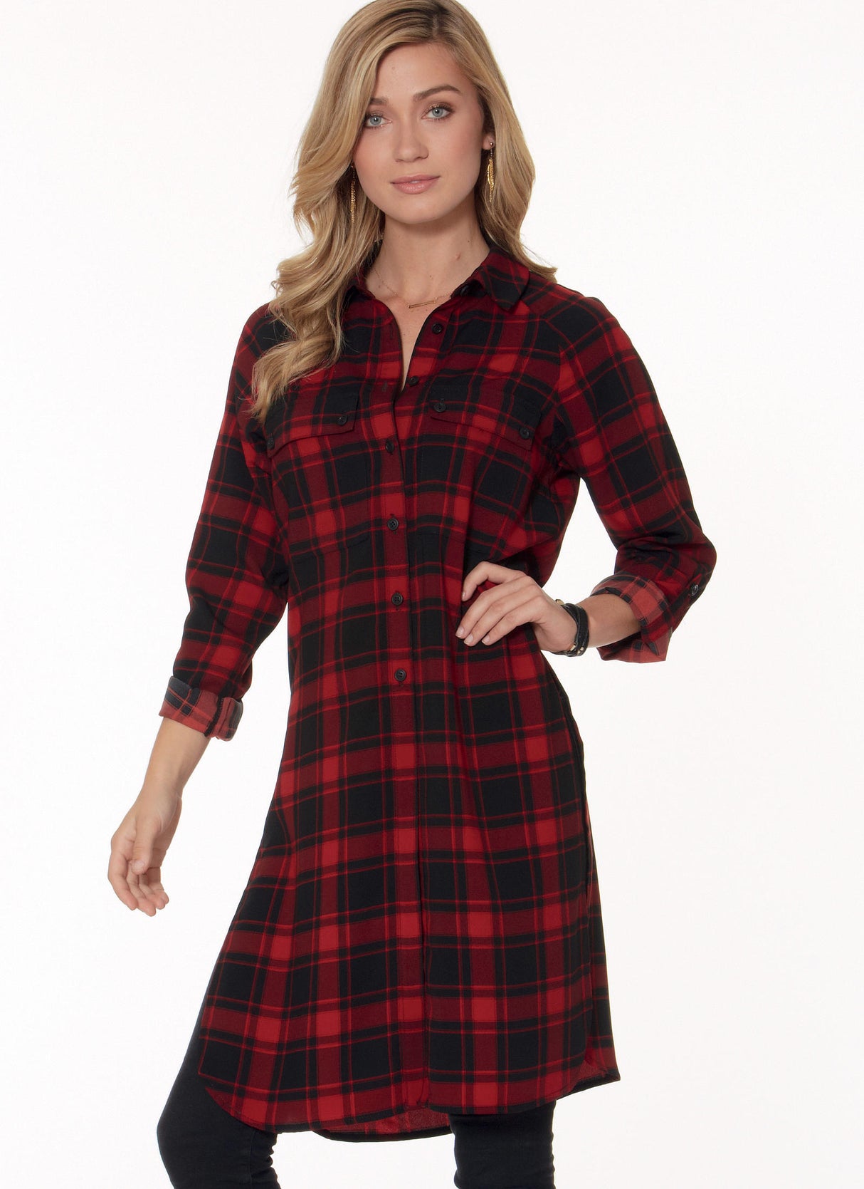 Patron McCall's n°7472 – Chemises et tuniques à manches raglan pour femme