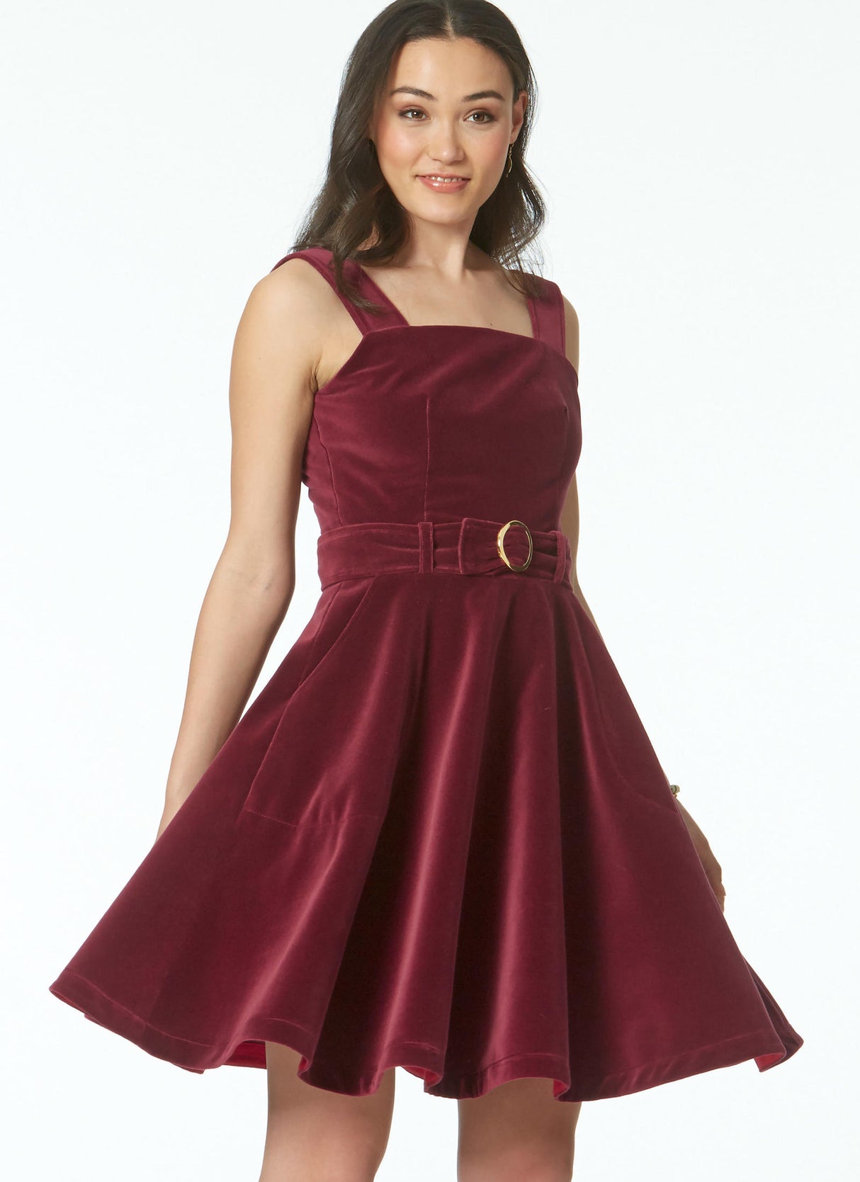 Patron McCall's n°7626 - Robes, barboteuse et combinaison avec poches
