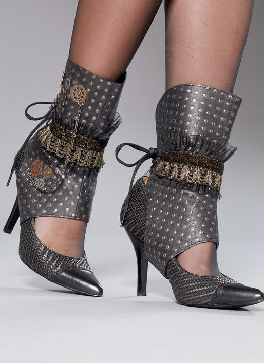 Patron McCall's n°7706 - Demi-guêtres pour femmes