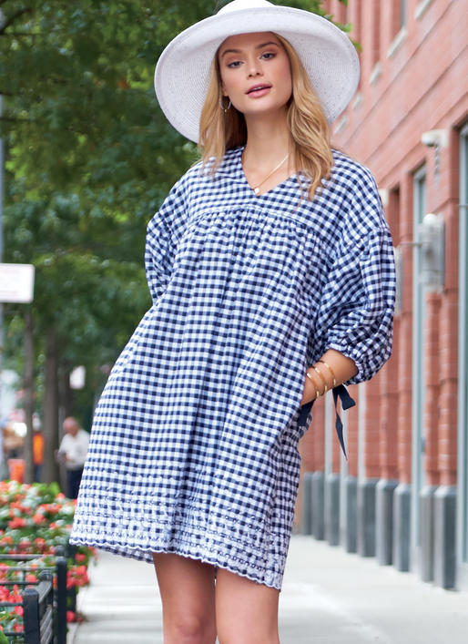 Patron McCall's n°7742 - Robes amples pour femmes