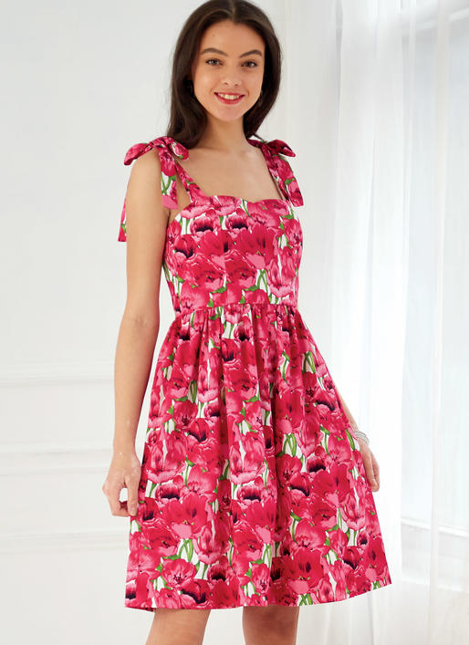 Patron McCall's n°7778 - Robes, combinaisons et barboteuses pour femmes