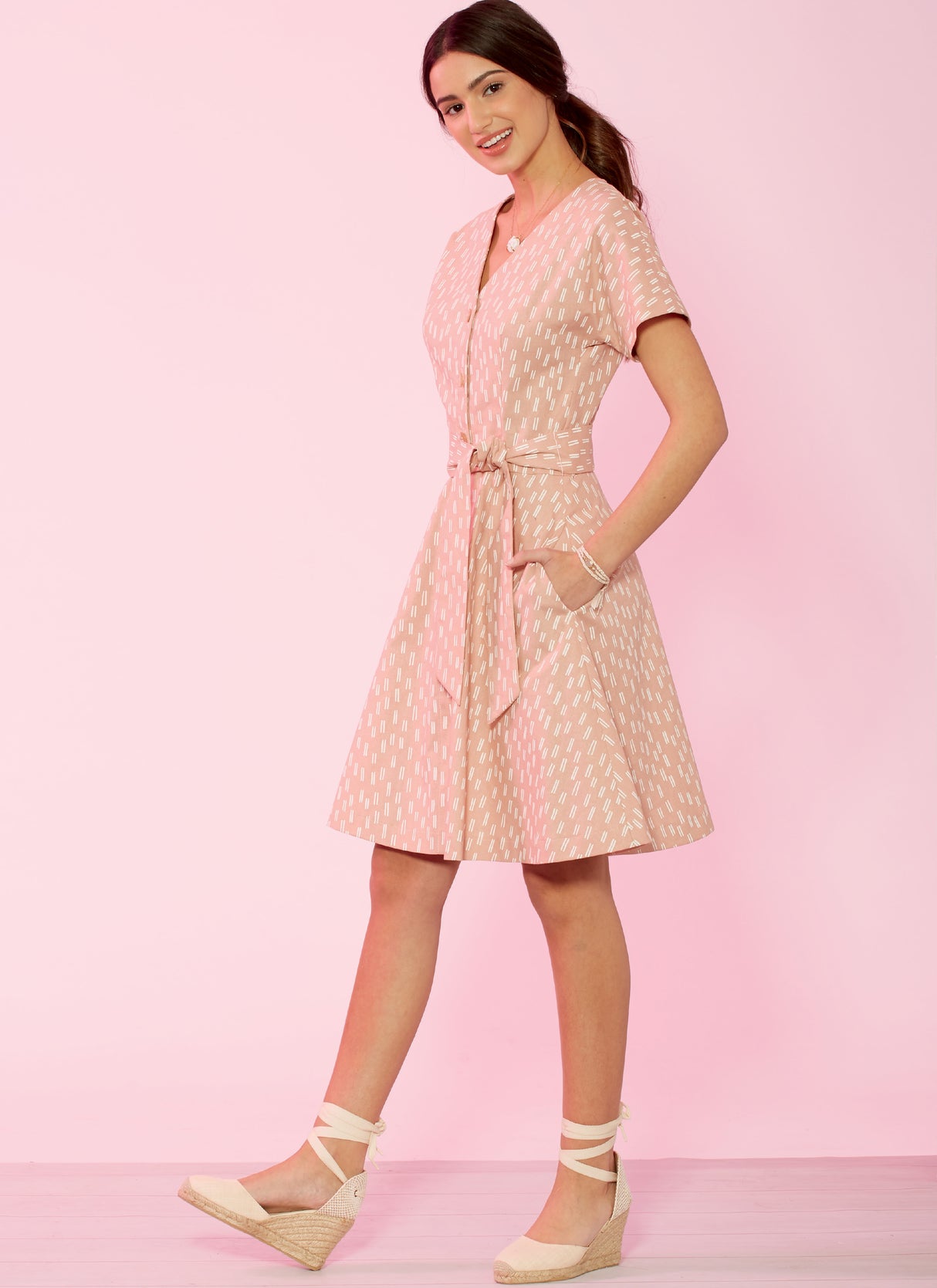 Patron McCall's n°7920 - Robes boutonnées élégantes
