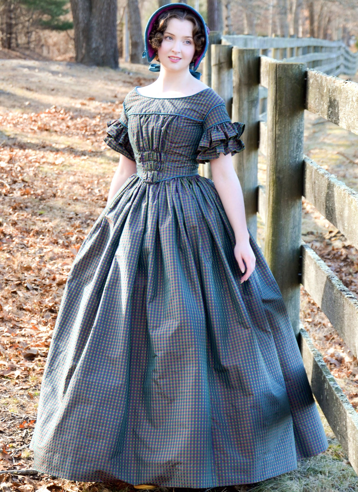 Patron McCall's n°7988 - Robe historique des années 1840