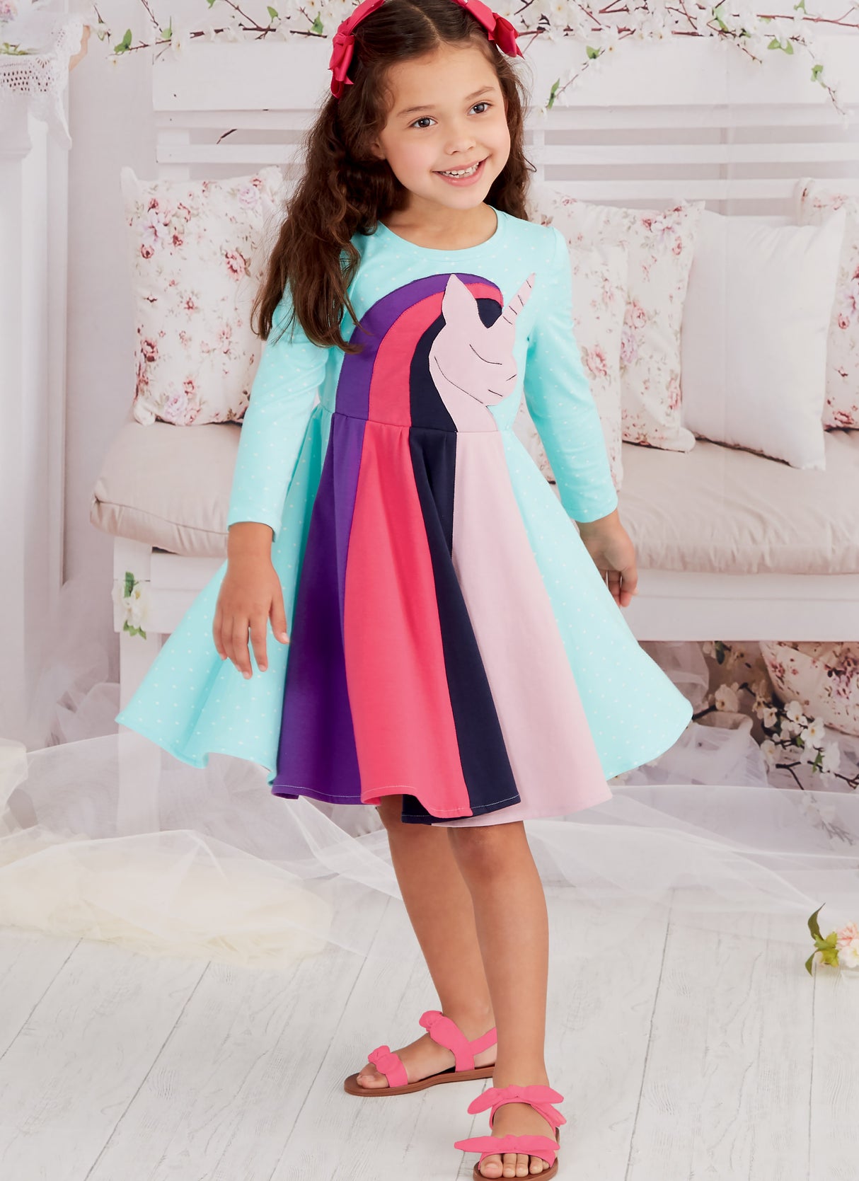 Patron McCall's n°8267 - Robes en maille pour enfants