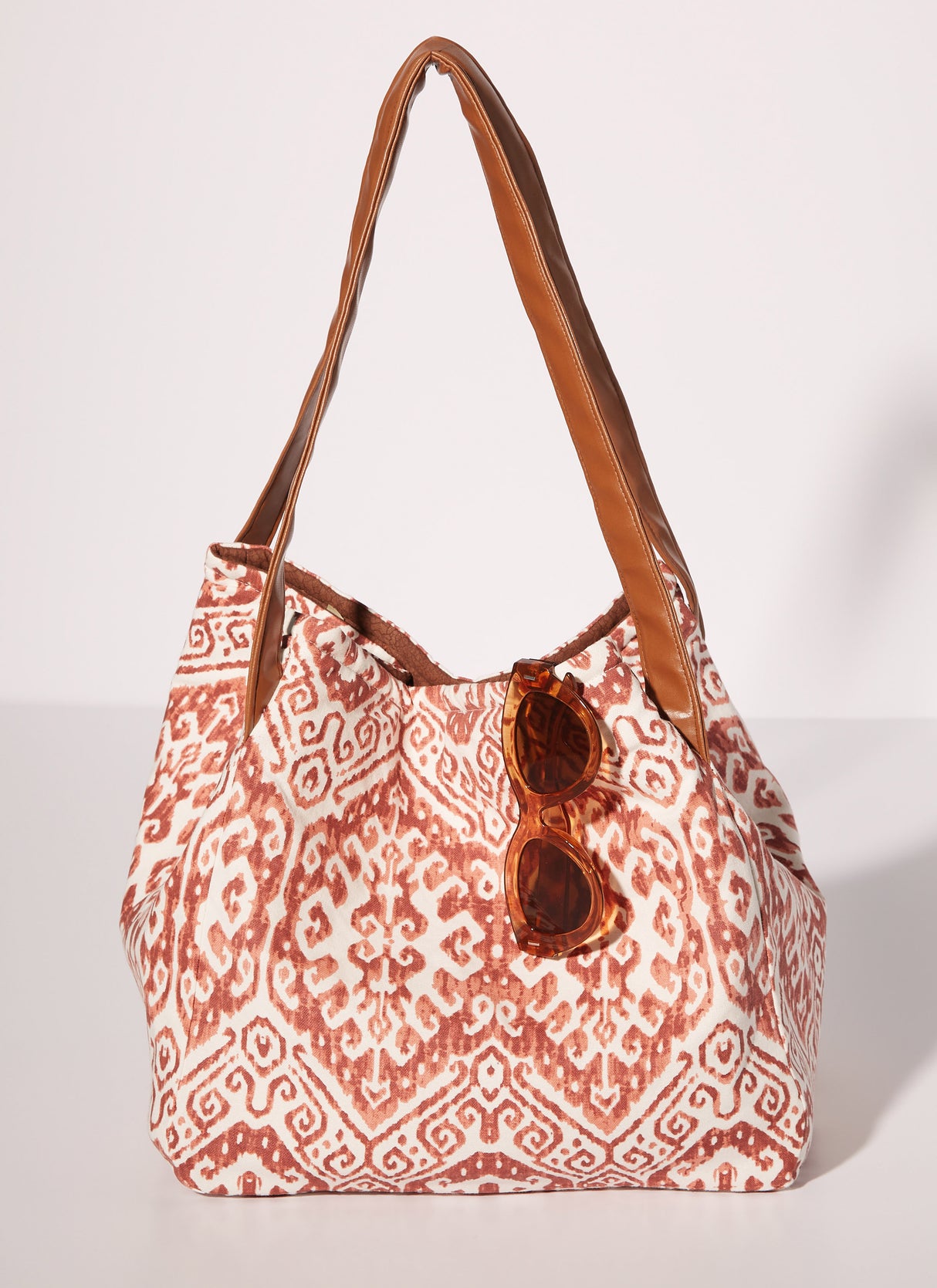 Patron McCall's n°8307 - Sacs et fourre-tout décontractés