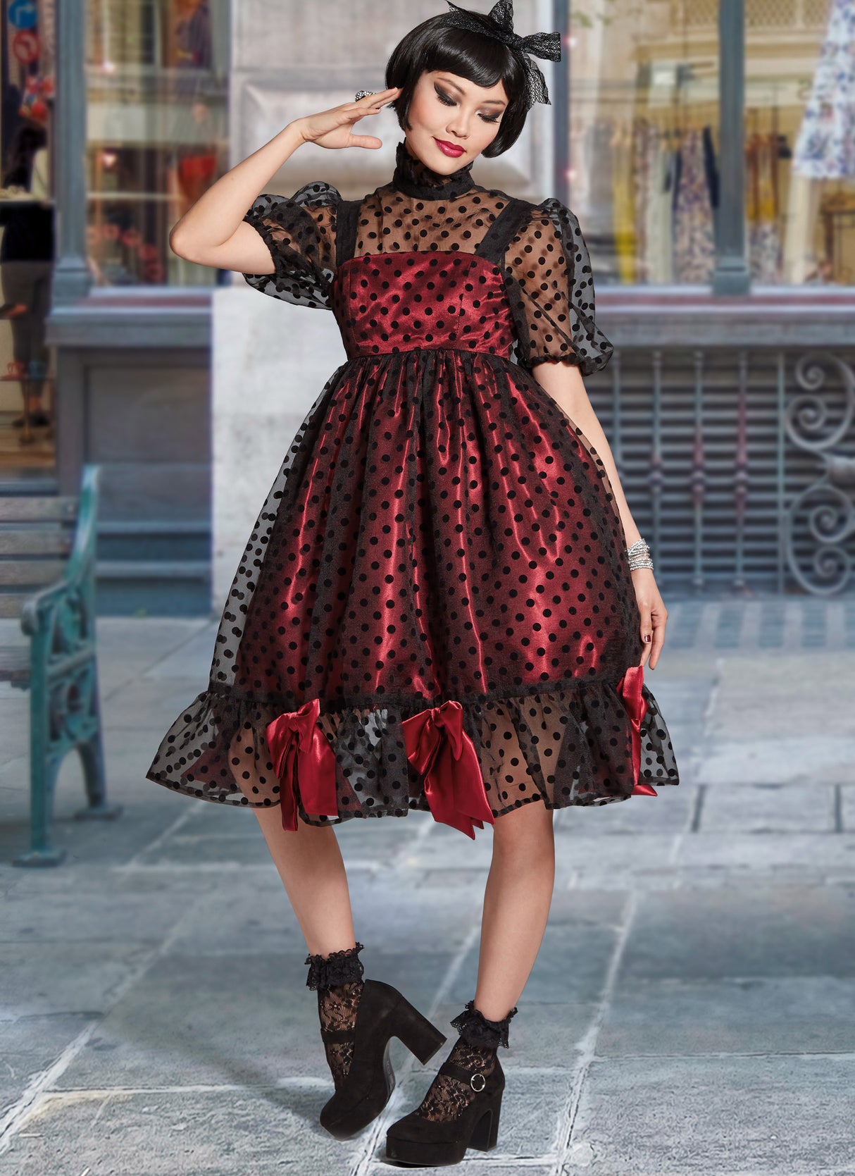 Patron McCall's n°8336 - Robes à manches bouffantes