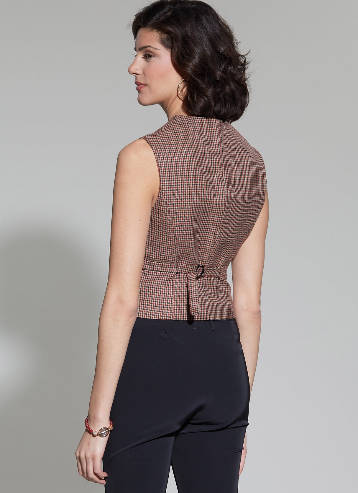 Patron McCall's n°8350 - Blazer et gilet pour femme