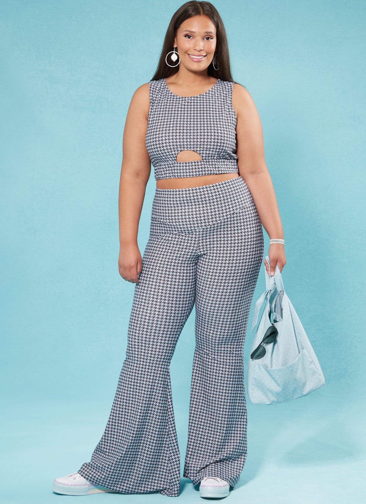 Patron McCall's n°8369 - Hauts et pantalon en tricot