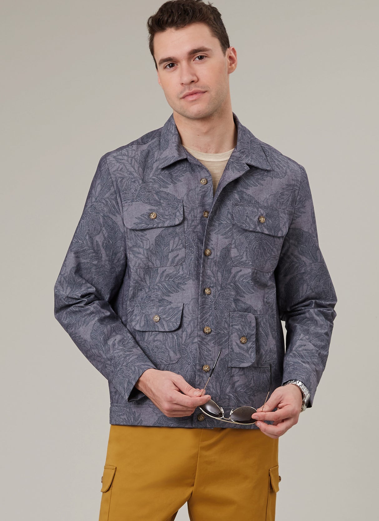 Patron McCall's n°8393 - Veste, short et pantalon pour homme